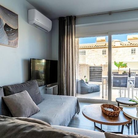 Zefyros Suite , Seafront Retreat ! Pánormos 外观 照片