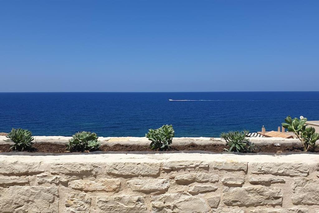 Zefyros Suite , Seafront Retreat ! Pánormos 外观 照片