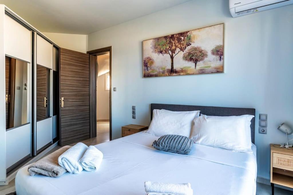 Zefyros Suite , Seafront Retreat ! Pánormos 外观 照片